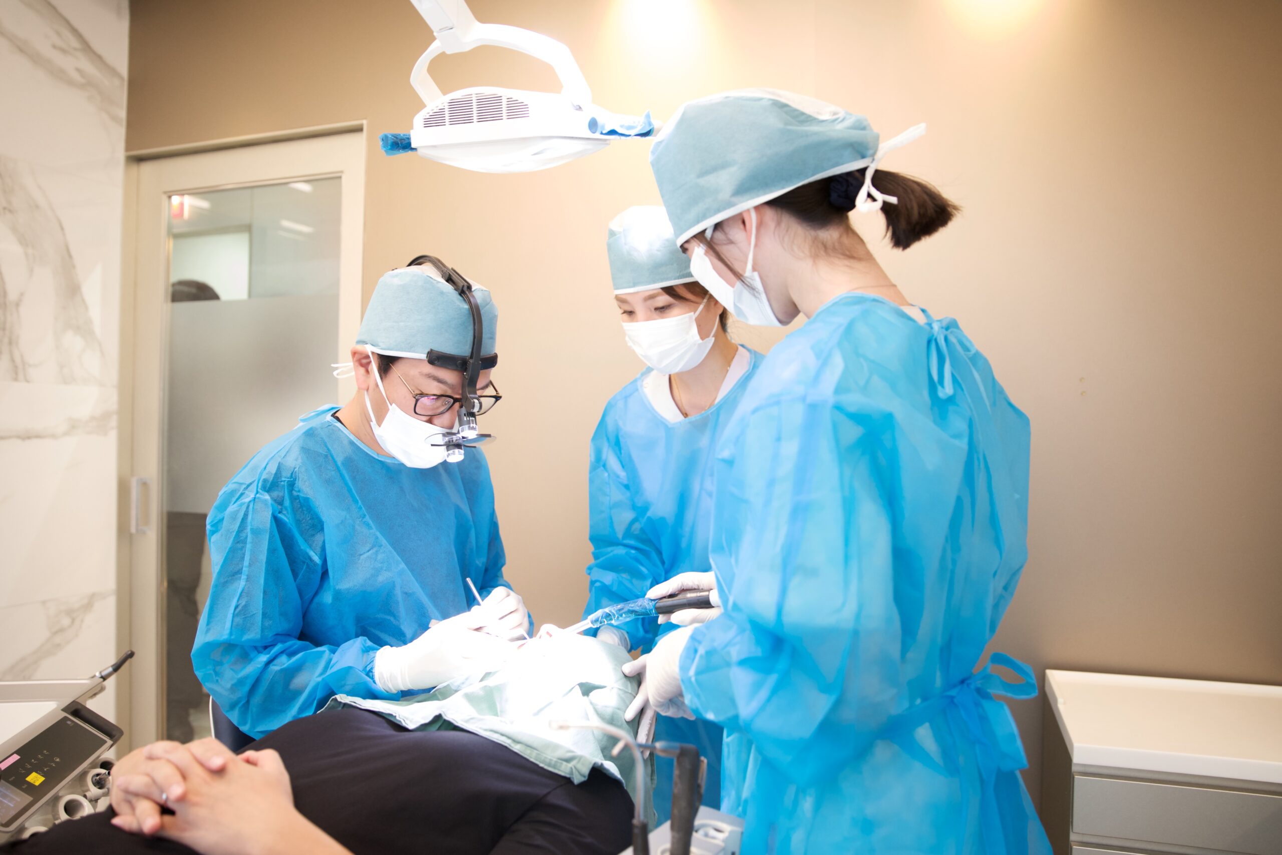 インプラント手術